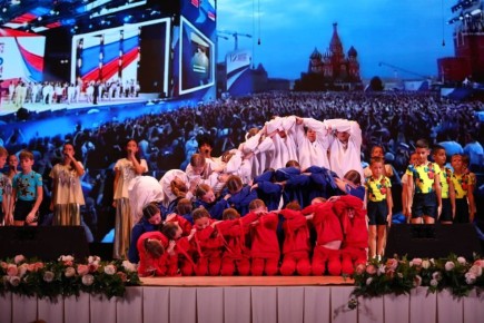 В Краснодарском крае подвели итоги творческого фестиваля для особенных детей «Солнце в ладонях»