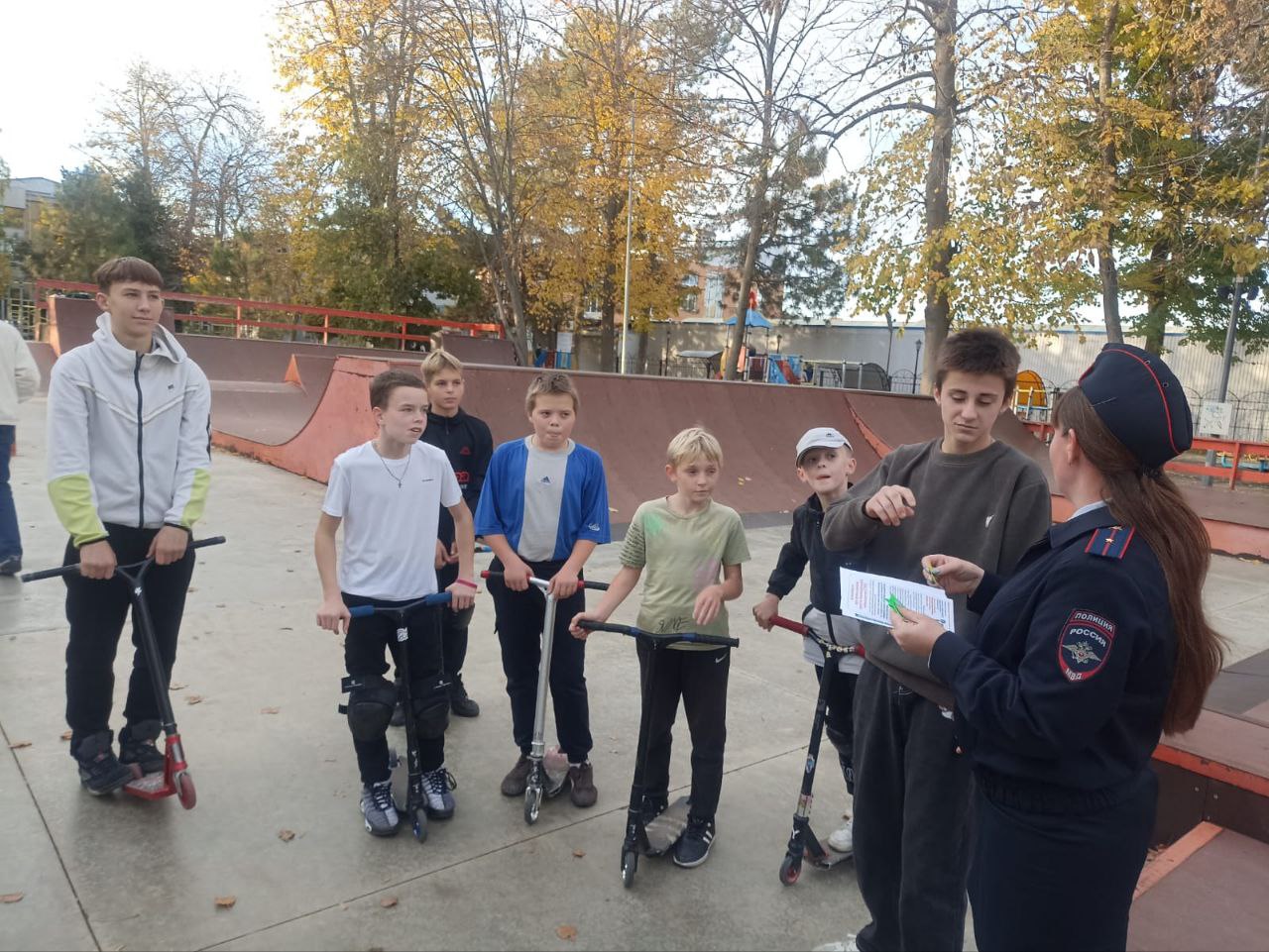 В рамках операции «Внимание-дети!» сотрудники Госавтоинспекции Приморско-Ахтарского района провели акцию «Безопасно, если по правилам!»