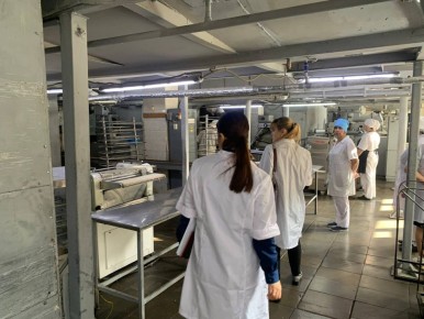 Прокуратурой города Новороссийска проведена проверка исполнения законодательства в области обеспечения качества и безопасности пищевых продуктов