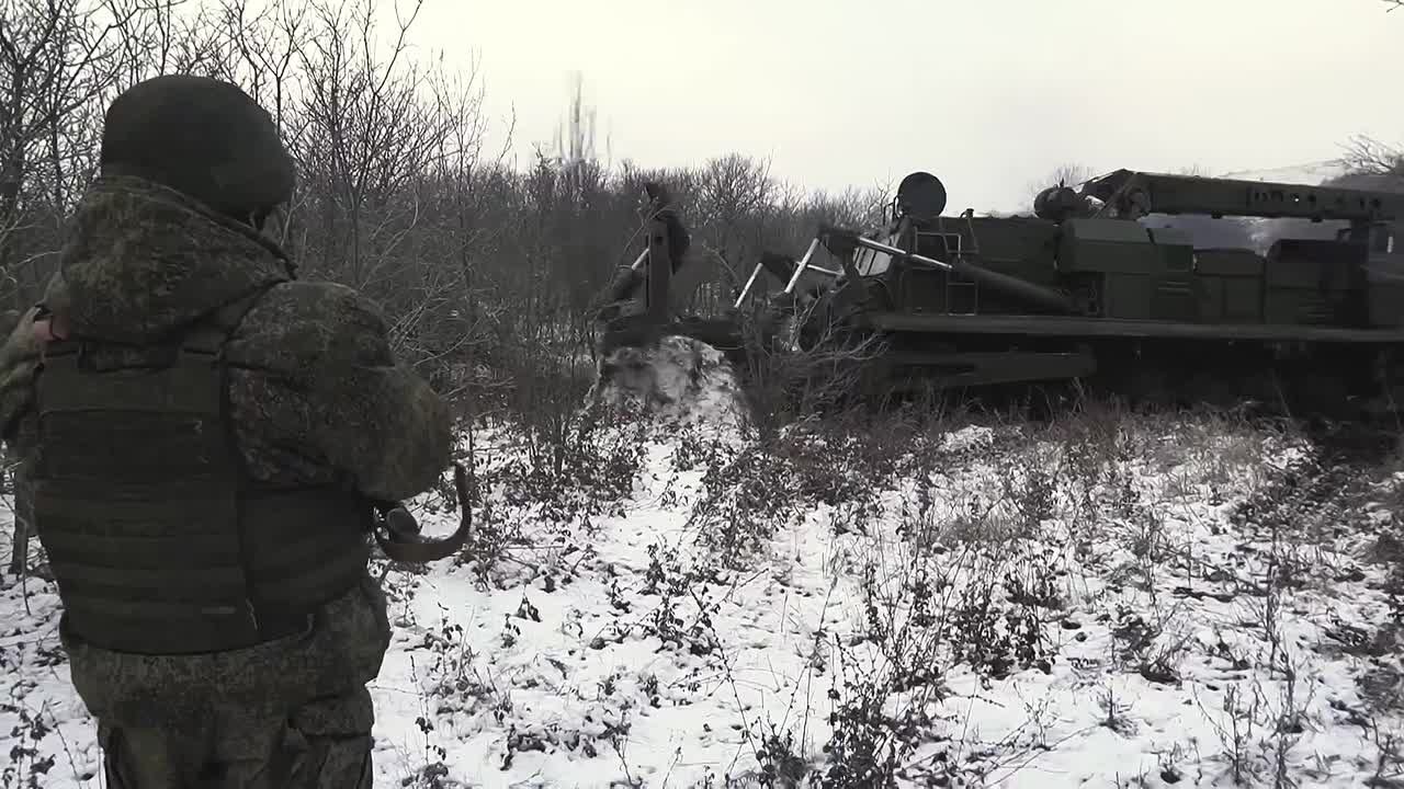 Повышенную выплату для заключивших контракт с Минобороны РФ сохранили в Краснодарском крае