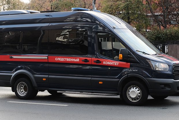 Следствие объяснило в чем именно обвиняет посадившего самолет в поле пилота