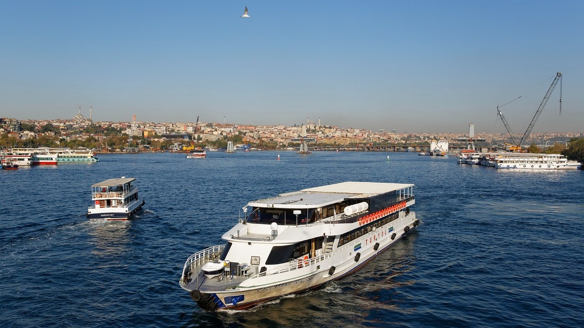 Исторический рейс сорван: Почему турецкий паром Sea Bridge не смог высадить пассажиров в порту Сочи