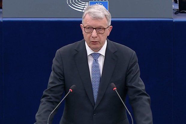 Евродепутат Картайзер о важности форума в Сочи: Возможность контакта ЕС и РФ