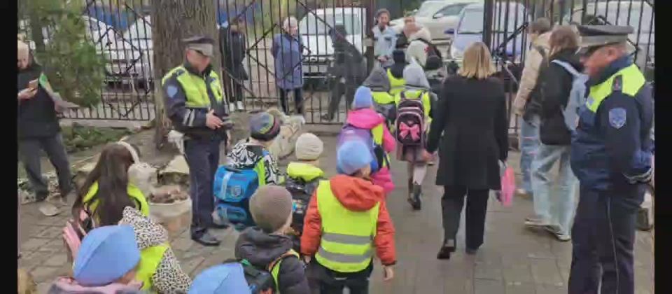 Накануне Всемирного дня памяти жертв ДТП в Белореченском районе прошла акция «Белые журавлики»