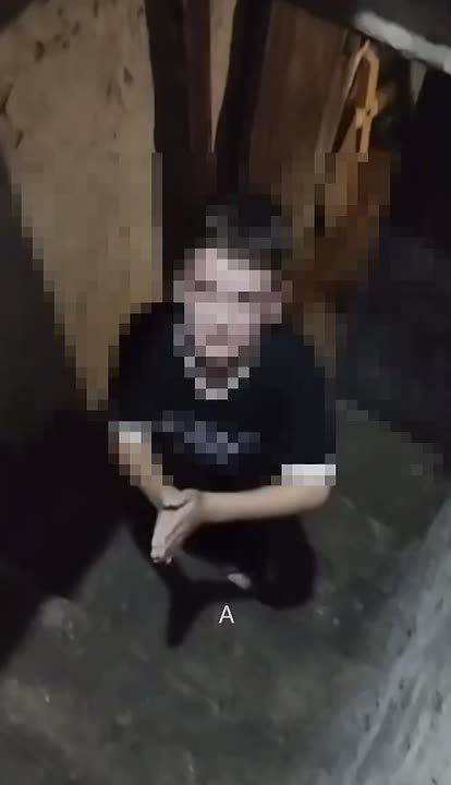 Я тебе жрать буду носить, как узнику