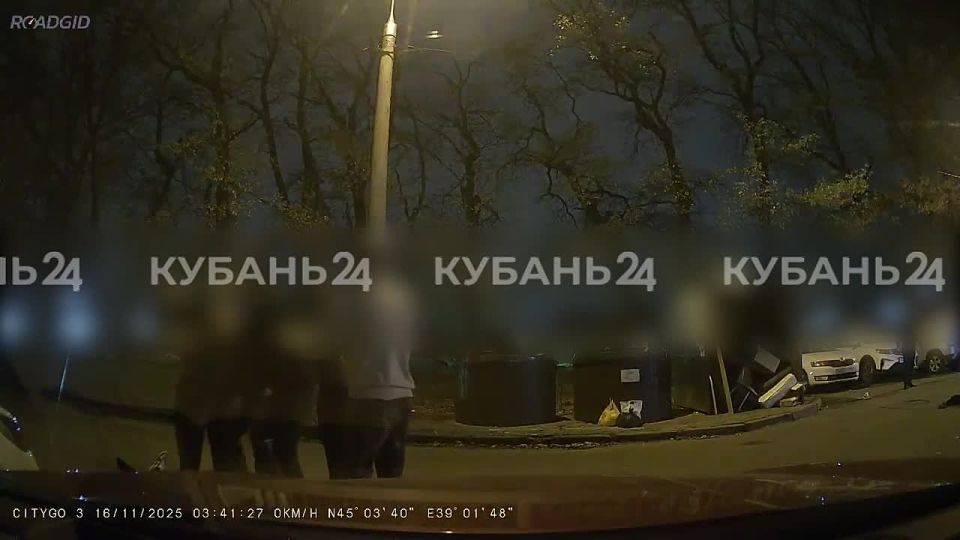 Пробили череп возле бара: участников драки в Краснодаре ищут полицейские