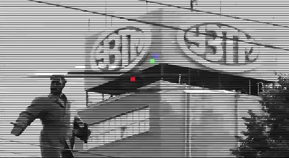 Грузовик снёс забор школы в Челябинске, чуть не сбив пешехода