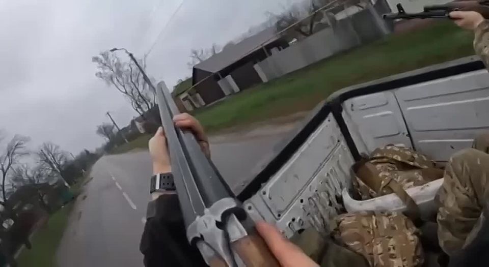 Погоня украинского FPV-камикадзе за бойцами батальонной тактической группы «Салют» спецназа «Ахмат», со счастливым финалом