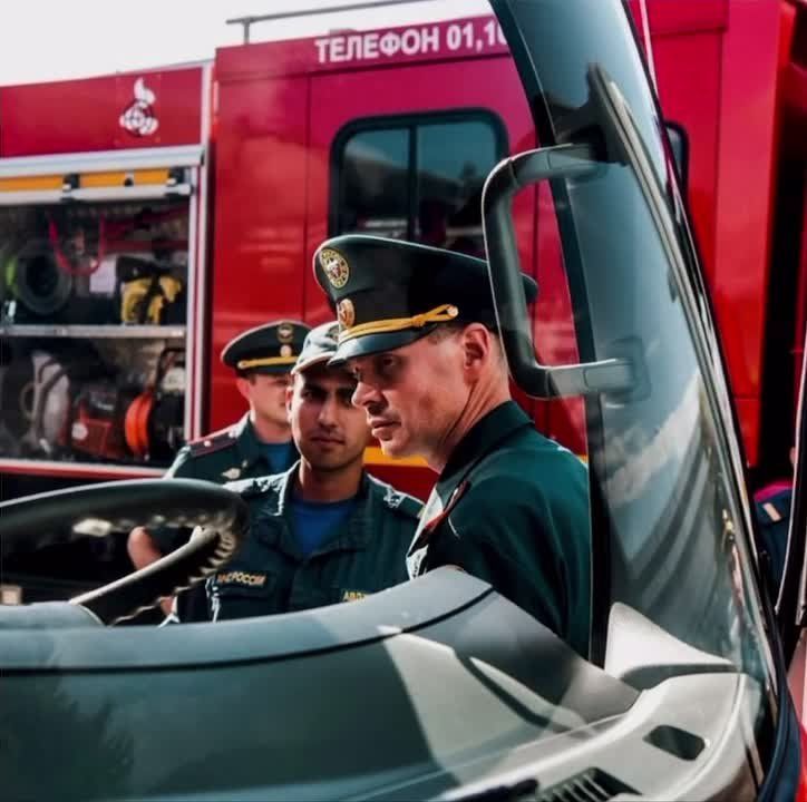 Оставайся с нами на связи. Хочешь знать, чем живет МЧС России по Краснодарскому краю и как обезопасить себя?