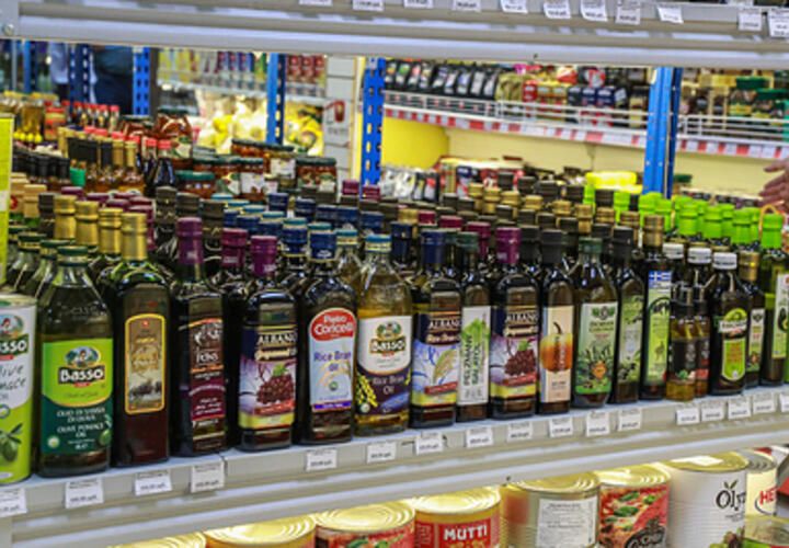 Не то, чем кажется: Роскачество заявило, что минимум половина оливкового масла в магазинах - грубая подделка