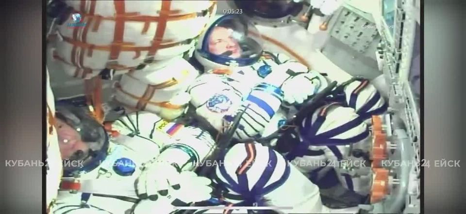Выпускник Краснодарского авиаучилища в космосе!