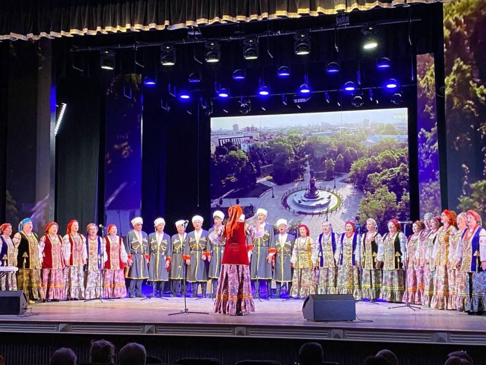 АРМАВИР ОТПРАЗДНУЕТ 80-ЛЕТИЕ НАРОДНОГО ХОРА «КАЗАЧИЙ КРАЙ» КОНЦЕРТОМ