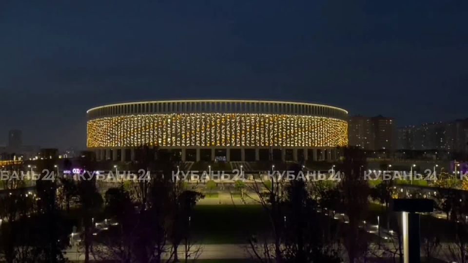 Новогоднее настроение пришло на улицу Красную и стадион «Краснодар»