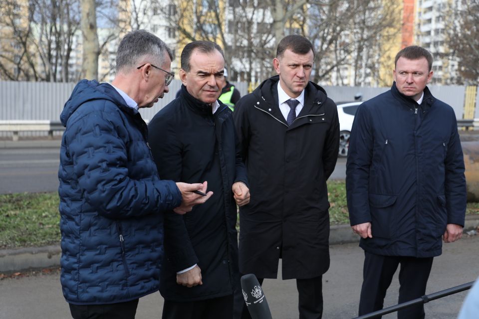 Губернатор Кубани и глава Краснодара проинспектировали ход реконструкции Фадеевского путепровода