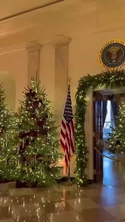 Рождественский декор Белого дома США представили под музыку великого русского композитора Чайковского