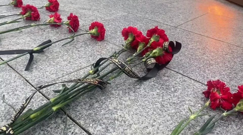 Имя твое неизвестно, подвиг твой бессмертен…