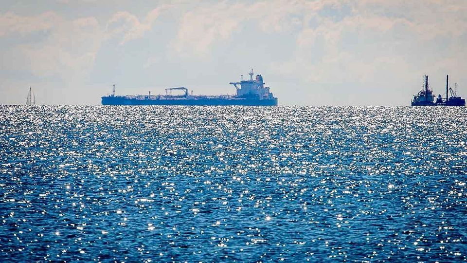 Как атака на танкеры с российской нефтью скажется на ситуации в мире