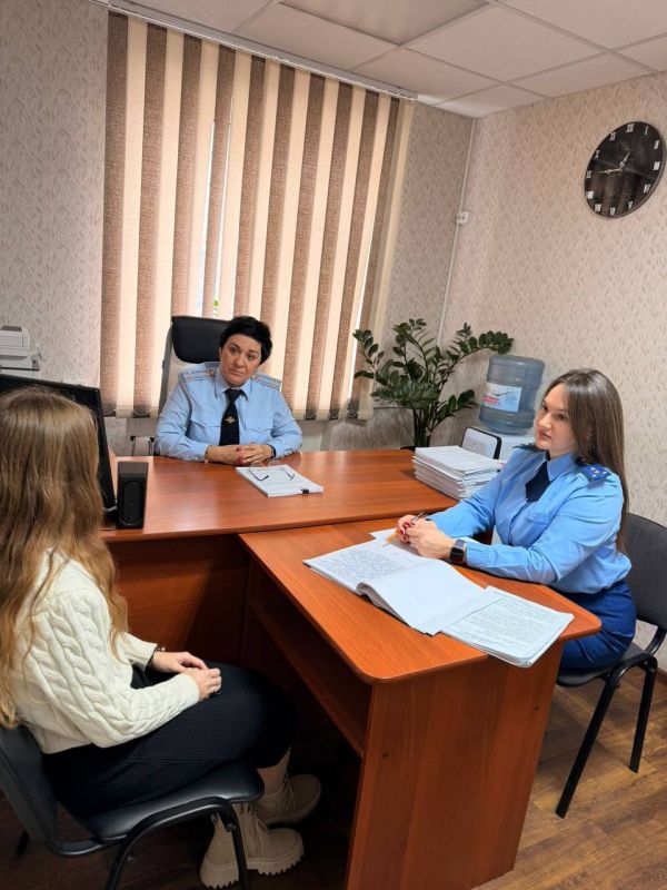 Прокуратурой Гулькевичского района проведен тематический прием граждан с представителями правоохранительных органов Гулькевичского района