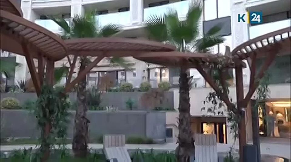 В первую очередь мы должны говорить о развитии экономики и о сохранении бизнеса