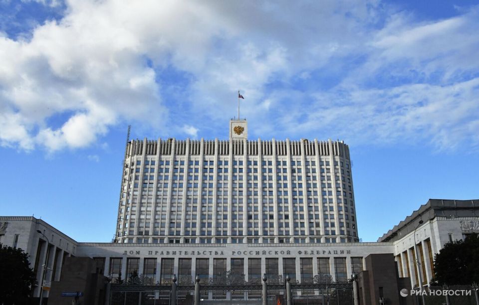 В правительстве обсудили ликвидацию последствий крушения танкеров