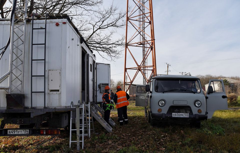 Вениамин Кондратьев поставил задачу провести проводной интернет во все поселения Краснодарского края до 2028 года