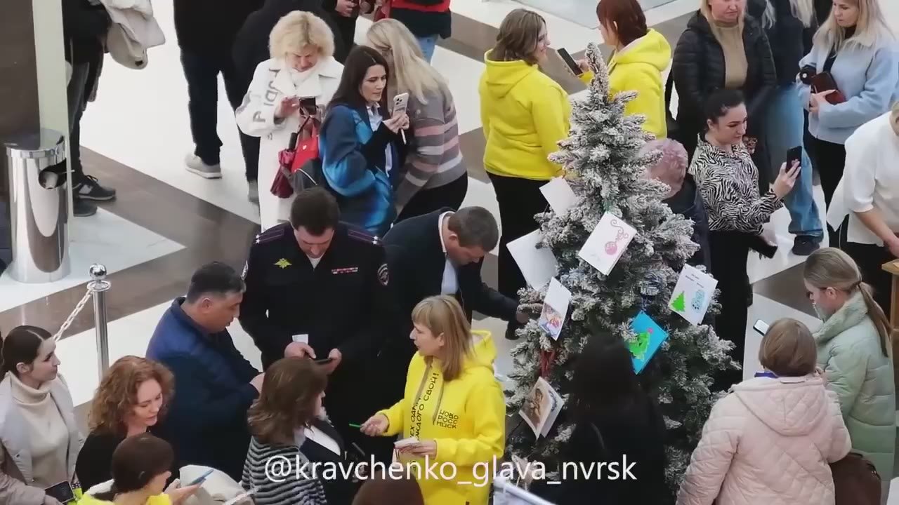 Андрей Кравченко: Каждый новороссиец может стать Дедом Морозом, приняв участие в благотворительной акции «Подари ребенку праздник!»