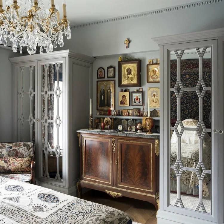 Иконостас в квартире — новый тренд у россиян