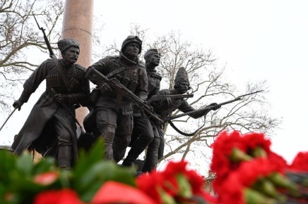 В Краснодаре открыли мемориал «Воинам Отечества – Героям России»