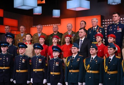 Евгений Наумов поздравил краснодарцев с Днём Героев Отечества