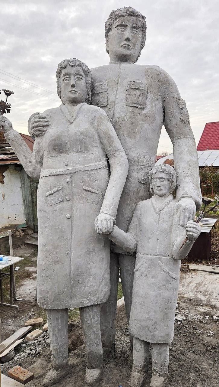 В Челябинской области не поддержали установку скульптуры «Семья солдата СВО»