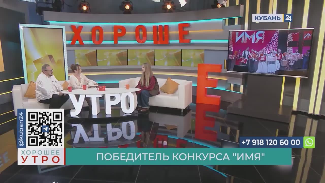 Я села в темноте за пианино, и из меня песня за минуты вылилась полностью