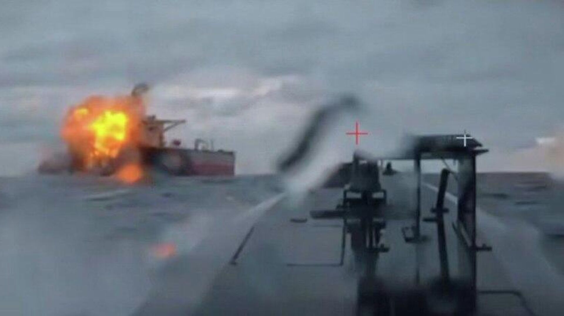 Морские дроны атаковали гражданский танкер в акватории Черного моря