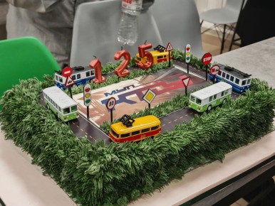 Евгений Наумов и Вера Галушко поздравили сотрудников МУП «КТТУ» с юбилеем предприятия