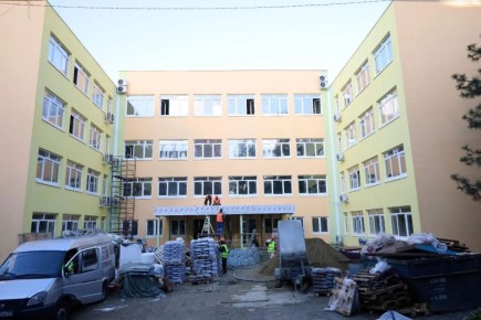 Андрей Прошунин потребовал завершить ремонт гимназии №6 в Сочи до конца года