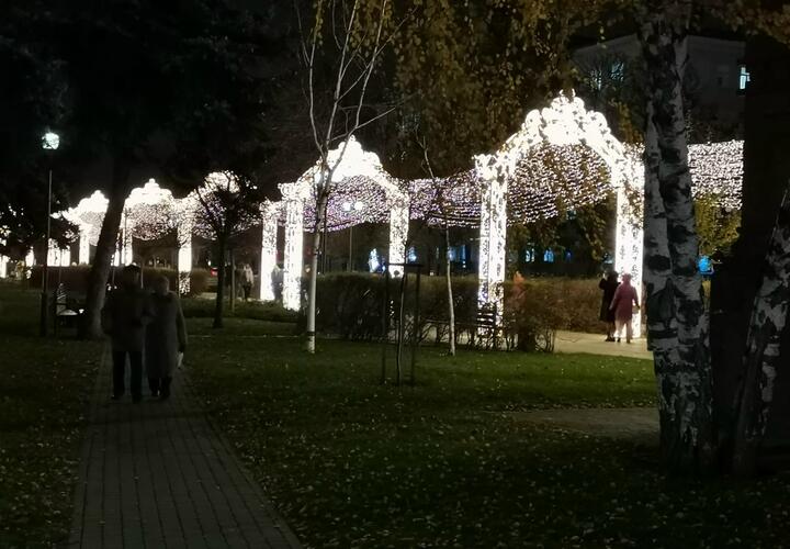 В Краснодаре будут действовать ограничения на проведения новогодних мероприятий, сообщили в администрации