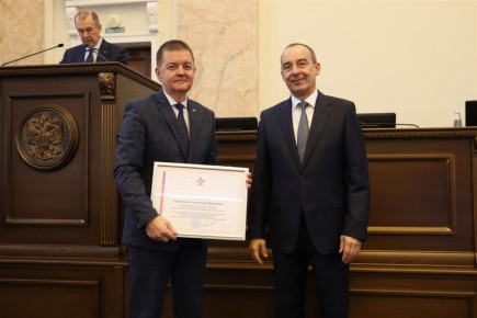 Депутаты ЗСК получили награды