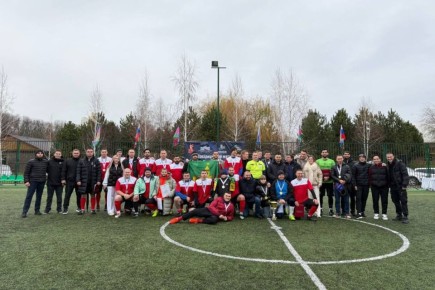 В станице Пластуновской Динского района завершился традиционный товарищеский матч по футболу между командами Законодательного Собрания Краснодарского края и Совета молодых депутатов Кубани