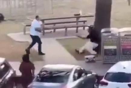 Shot: Российские туристы успели уйти с пляжа Бонди в Сиднее до начала стрельбы