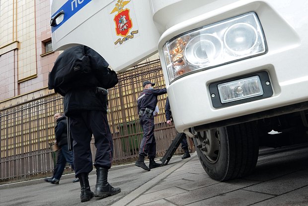 Под Краснодаром дети накачали раненого отца-ветерана СВО и украли 2 млн рублей