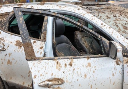 Горящие автомобили, оборванные электролинии, город без тепла: ростовский губернатор рассказал о последствиях атаки БПЛА