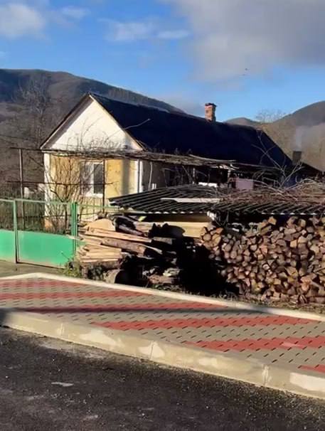 Алексей Богодистов: В селе Текос завершен капитальный ремонт дороги и тротуара по улице Заречной