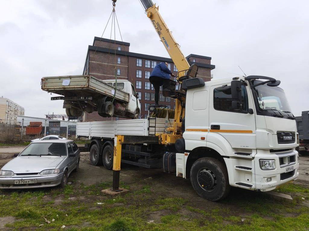 С начала года с улиц Краснодара убрали 400 брошенных авто