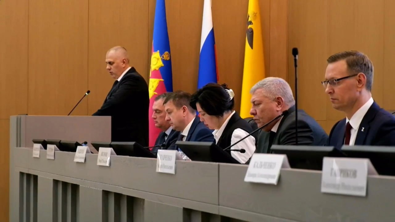 Новороссийцам напомнили о необходимости соблюдать меры безопасности в новогодние праздники