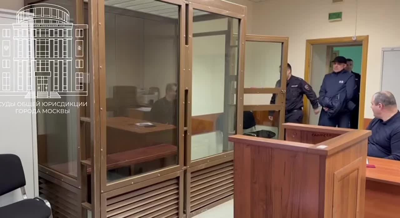 Под домашний арест поместили мужчину, который жестоко избил модель из Краснодара в Москве