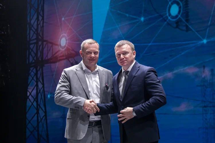 В Краснодаре в преддверии профессионального праздника наградили лучших энергетиков Кубани