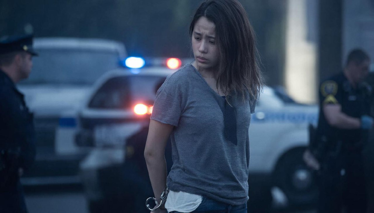 В Краснодаре 17-летняя девушка решила подработать на продаже фальшивых билетов на концерт