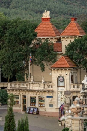 �������� ����� � ���������� � 25 ���