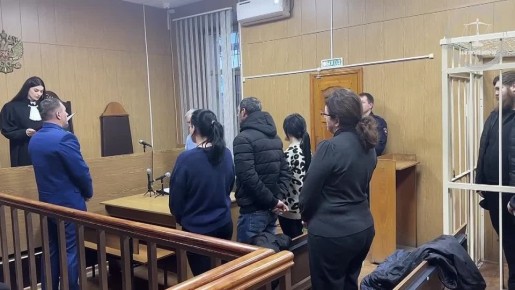 ��������, ���������� ����������� ��� � ��������, ���������� �� ������� �� 14 ��� � �������� 15 ��� ������