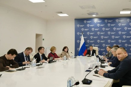 Глава Минстроя России Ирек Файзуллин провел всероссийское совещание по вопросам прохождения отопительного периода
