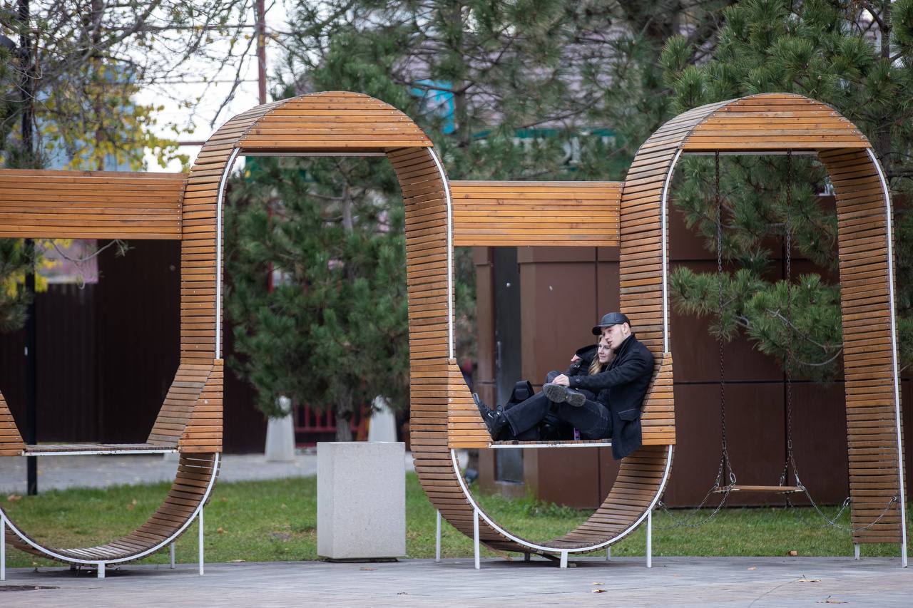 Тепло и облачно. Сегодня стабильно теплая, комфортная погода для прогулок и посиделок на свежем воздухе